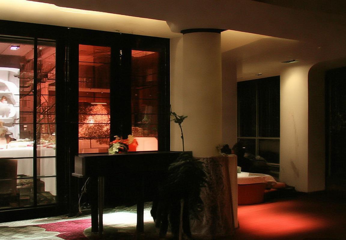 快船交易获雄鹿锋线主力场均21分7篮板，超值签约助力争冠阵容升级